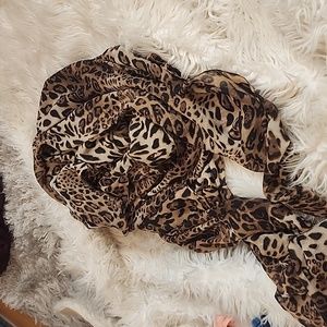 Chicos oversized lightweight scarf